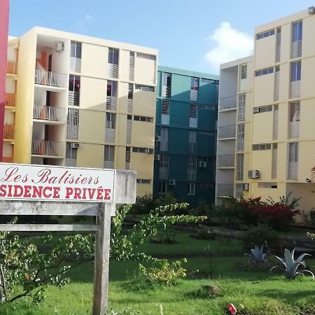 La Belle Rose Des Iles Appartement Les Abymes Buitenkant foto